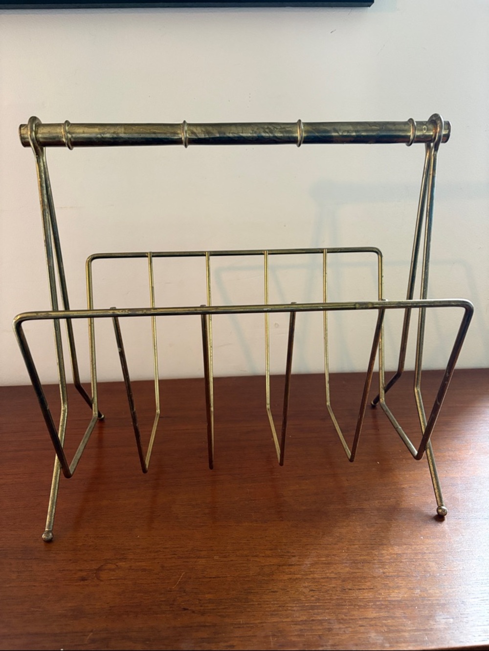 VINTAGE - Brass Metal Record/Magazine Rack - Picture 4 of 7